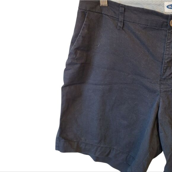 Old Navy Black Everyday Short Women's Size 10 - Picture 4 of 6